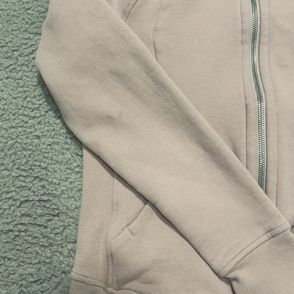 Lululemon Scuba Hoodie *Light Cotton Fleece Purple ash size4